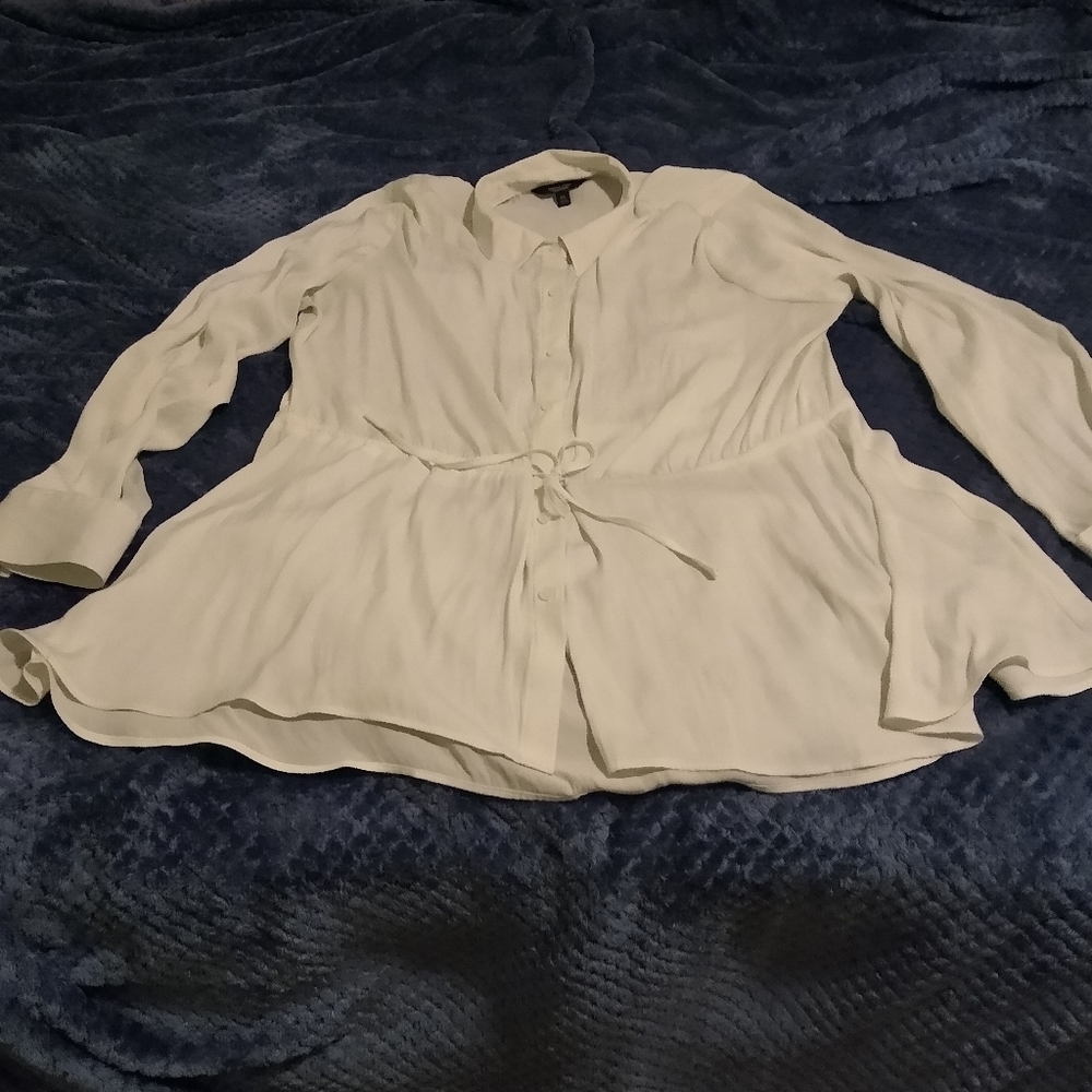 white Long Sleeve shirt